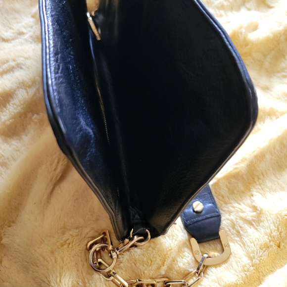 Tory Burch Reva Clutch in EXCELLENT condition - Picture 4 of 6